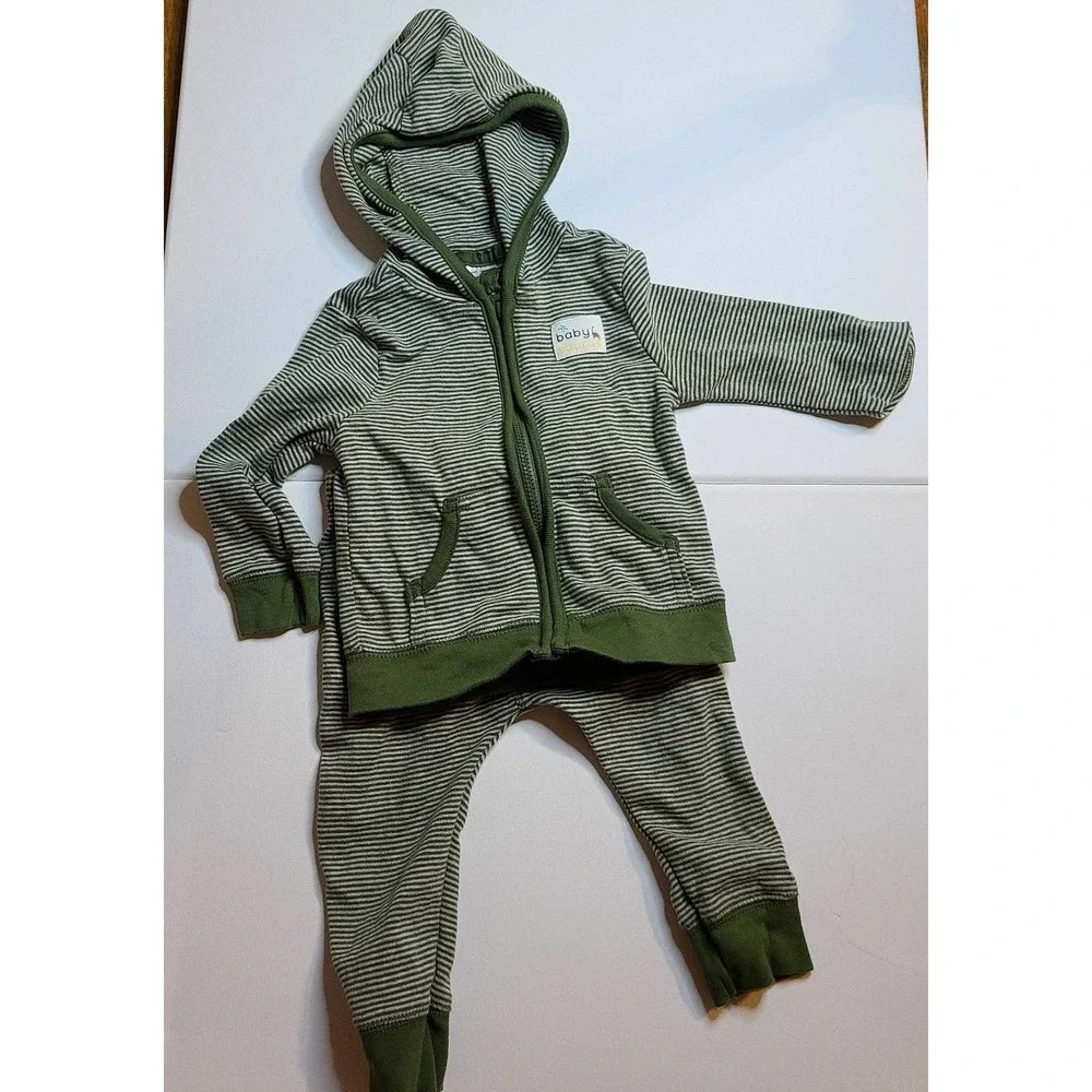 CARTERS 2-Piece Dinosaurs‎ Set 9 Months